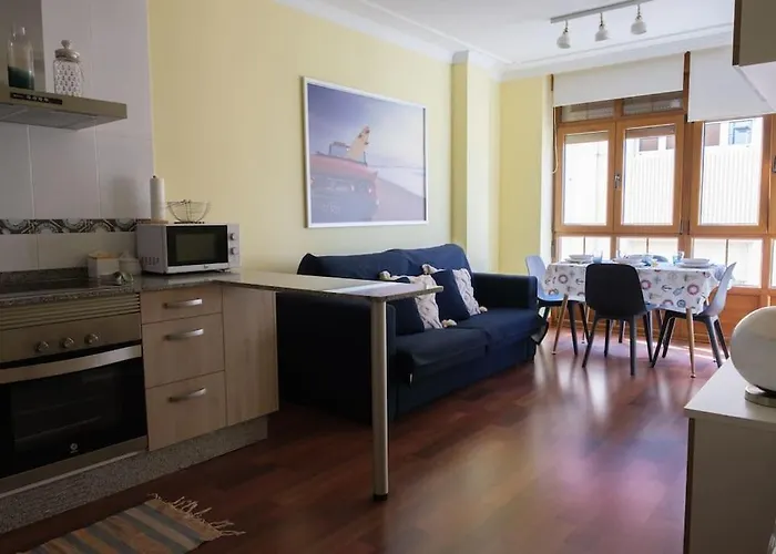 Precioso Piso En Lägenhet San Ciprián