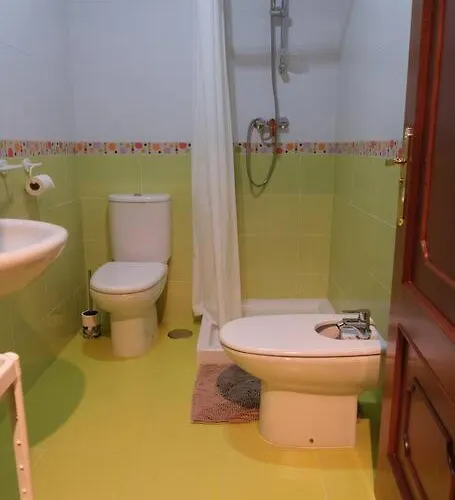 Precioso Piso En Lägenhet San Ciprián